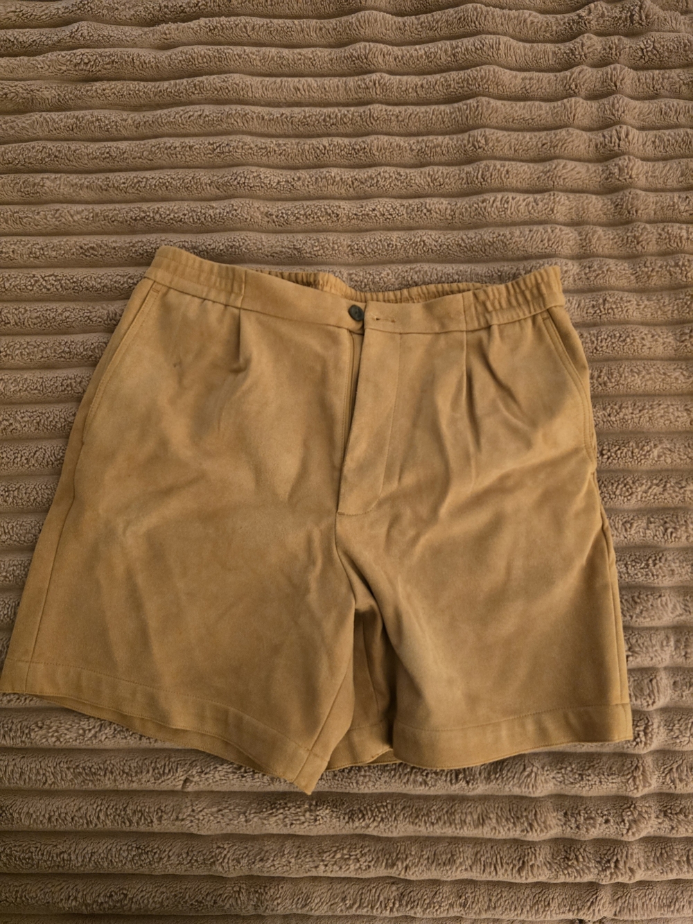 Zara Men's Faux Suede  Pleated Shorts